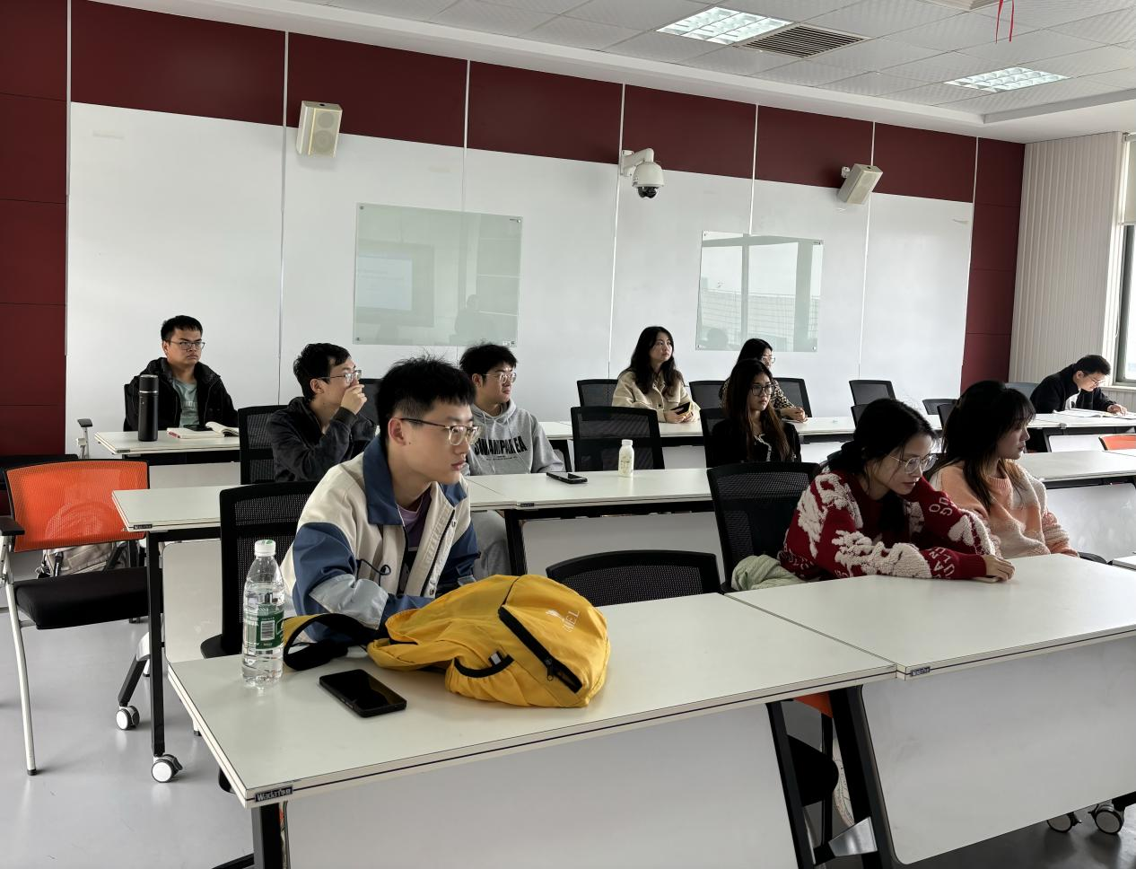 我院邀请暨南大学叶德珠教授作学术讲座-华东-经济管理学院